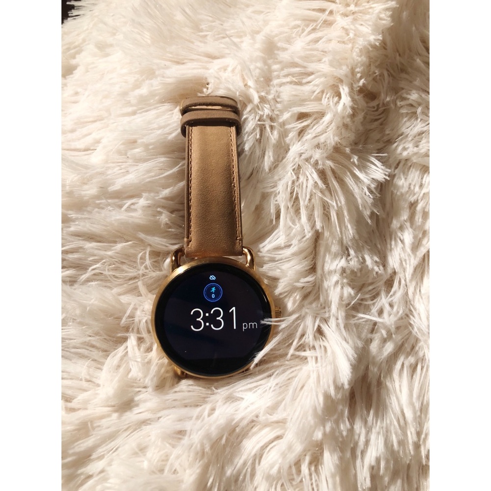 FOSSIL SMARTWATCH